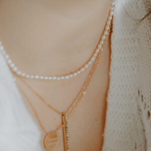 Mageveepärlitega kaelakee – OLLA roostevabast terasest elegantne ehe